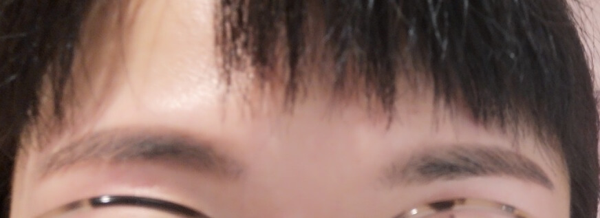 The photo of eyebrows after treatment